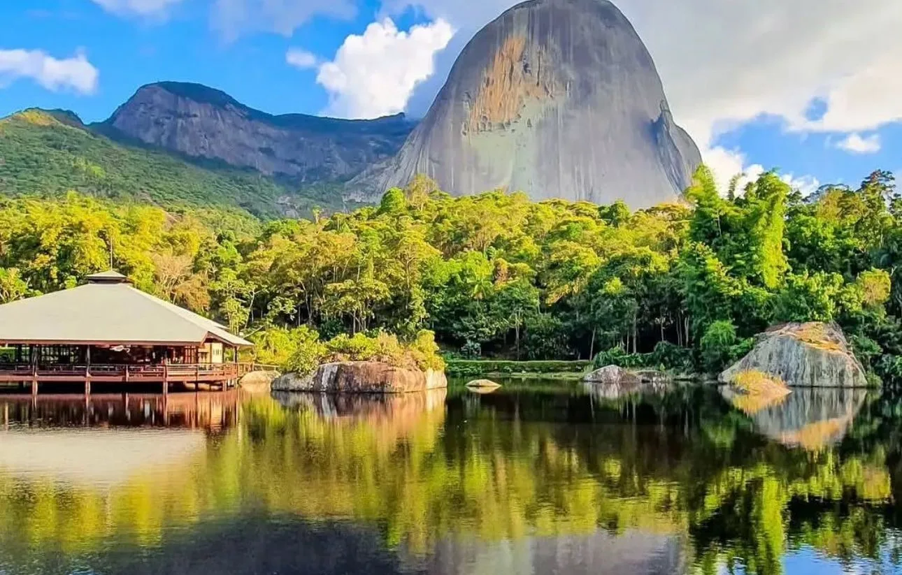A região de Pedra Azul é um dos destaques da reportagem argentina