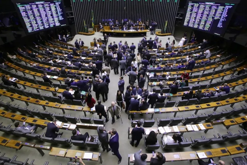 A territorialização do voto no ES para além da disputa entre esquerda e direita