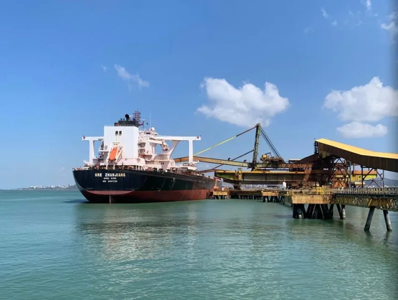 Porto de Tubarão completa 60 anos entre peso econômico e desafios ambientais