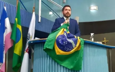 Armandinho Fontoura.