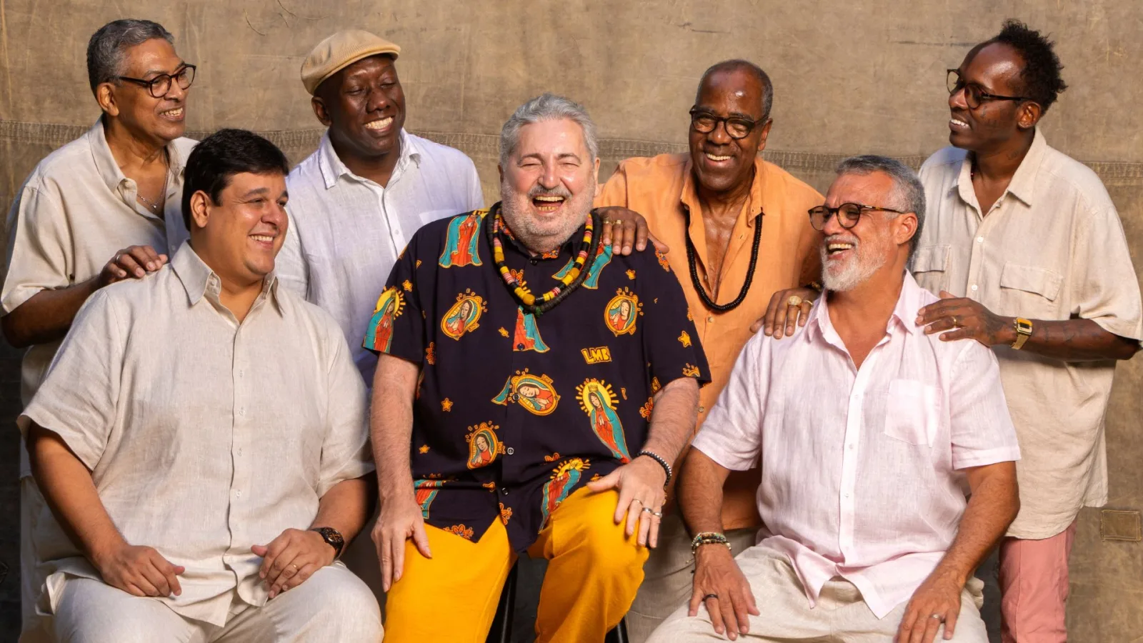 Moacyr Luz e o Samba do Trabalhador fazem show gratuito em Vitória