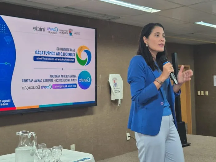 Rede de Vitória lança currículo de computação para ensino fundamental e EJA