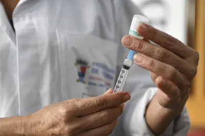 Vitória realiza Dia D de multivacinação em dez pontos da capital